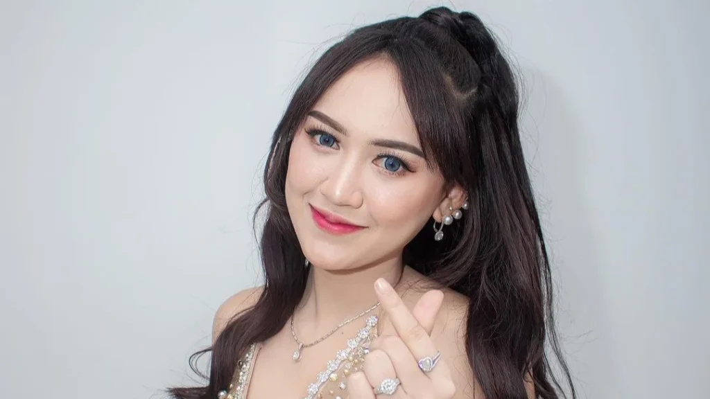 Gak Nyangka, Ternyata Ini Pekerjaan Happy Asmara Sebelum Jadi Penyanyi Dangdut